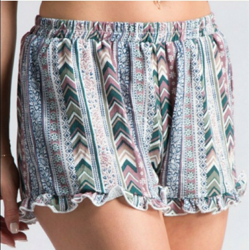 Spring Ruffle Shorts - Picture 4 of 6